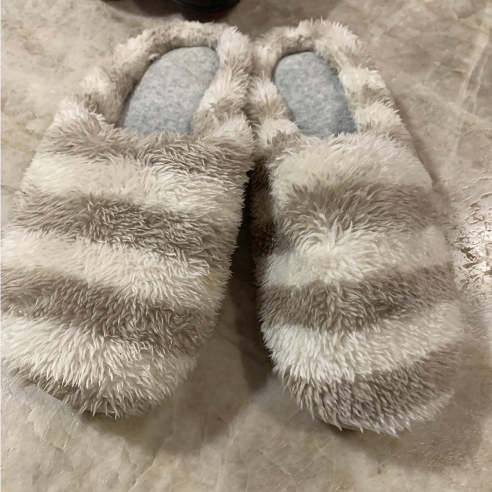 Cozy Striped Fuzzy Slippers